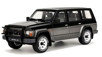 OT993 - NISSAN Patrol GR Y60 Gris 1992