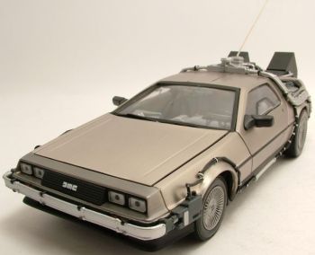 SUN2711 - DELOREAN DMC12 Regreso al futuro I