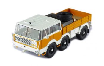 IXOTRU039.22 - TATRA 813 6x6 1968 Naranja y blanco